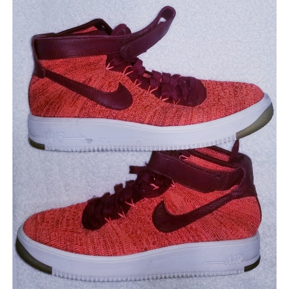 Nike Shoes - Nike Air force one flyknit women sneakers size 9